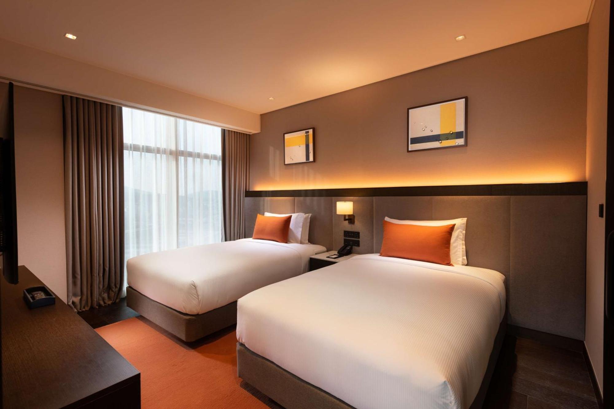 Doubletree By Hilton Seoul Pangyo Hotel Seongnam Exterior photo